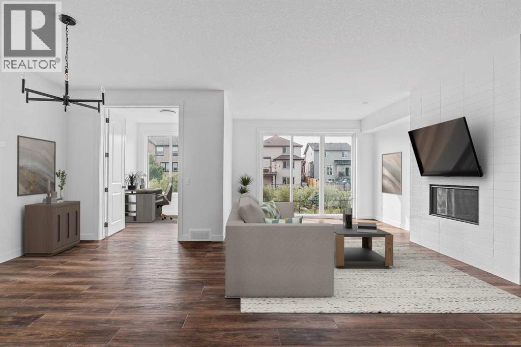 Single Family House for Sale in  Silver Spruce Grove SW Silverado Calgary 