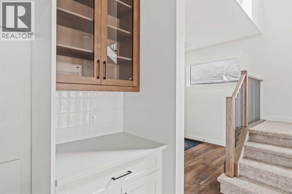 Single Family House for Sale in  Silver Spruce Grove SW Silverado Calgary 