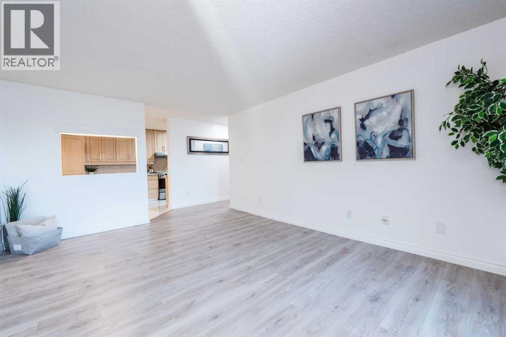 Single Family House for Sale in   Horton Road SW Haysboro Calgary 