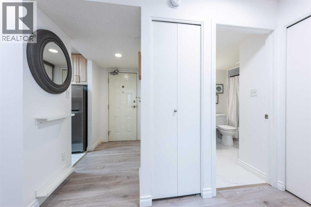 Single Family House for Sale in   Horton Road SW Haysboro Calgary 