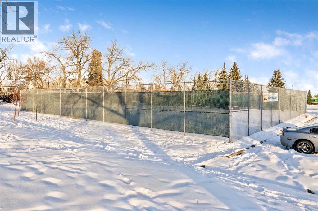 Single Family House for Sale in    Avenue SW South Calgary Calgary 