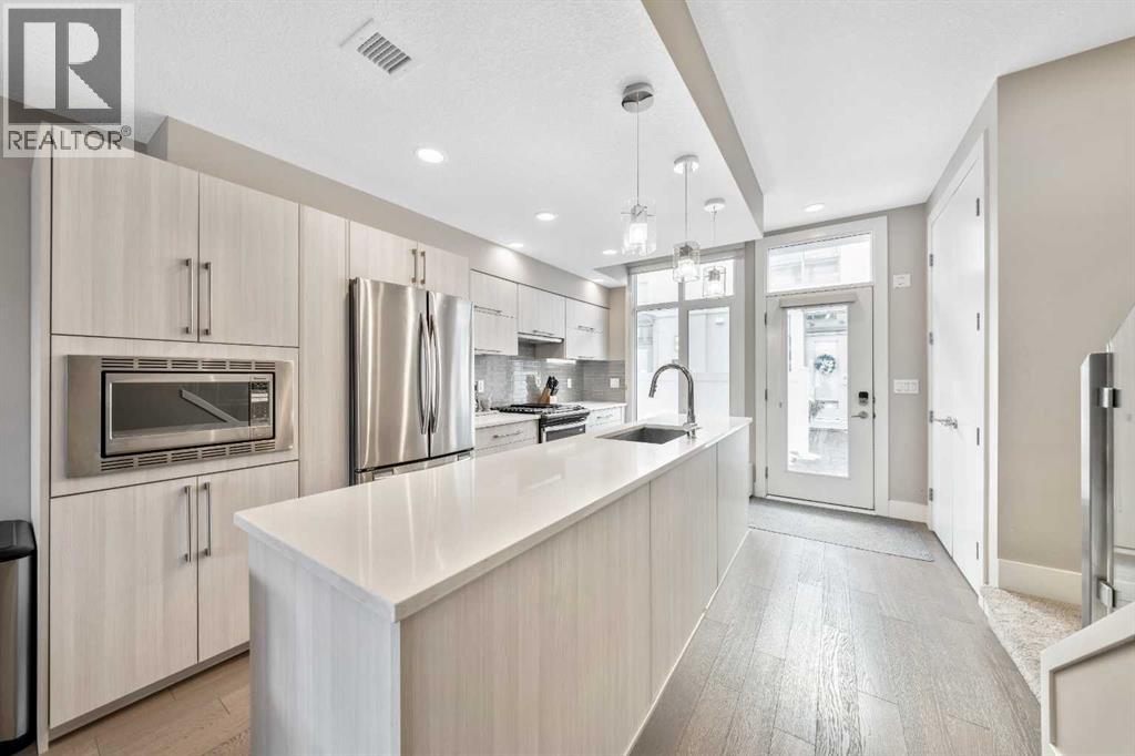 Single Family House for Sale in    Avenue SW South Calgary Calgary 