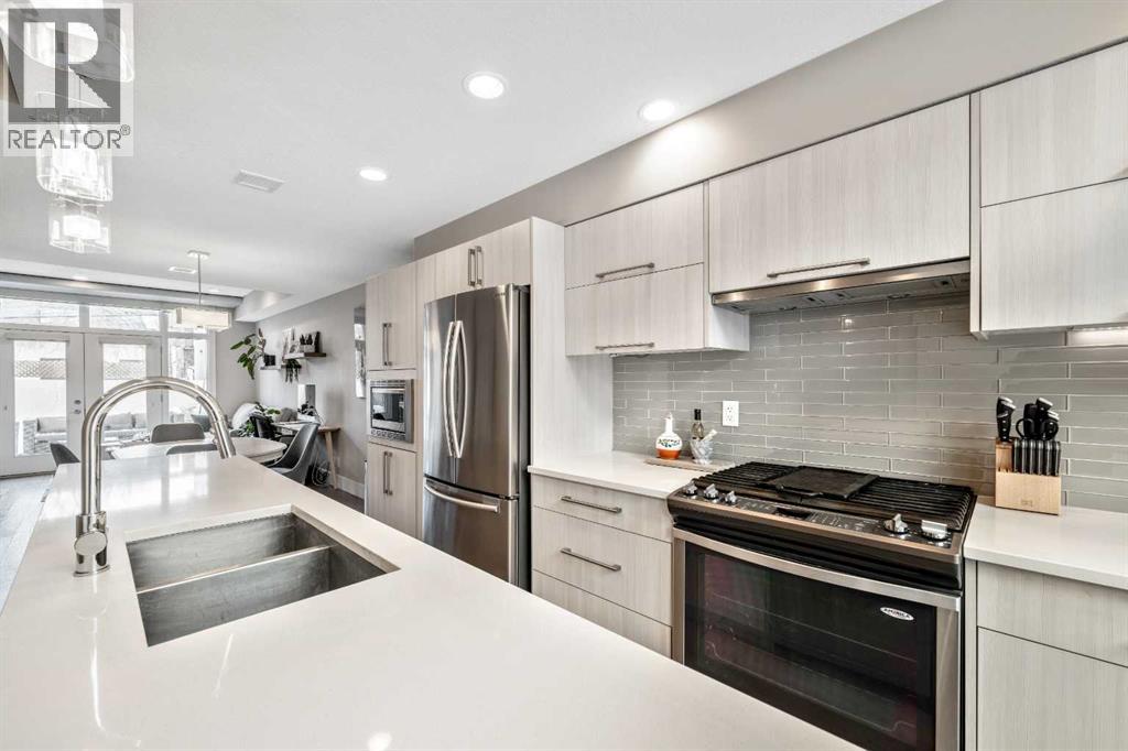 Single Family House for Sale in    Avenue SW South Calgary Calgary 