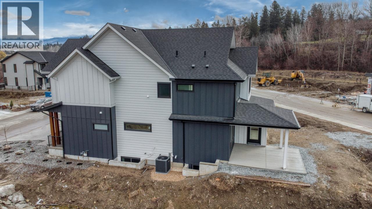  937 Bull Crescent, Kelowna