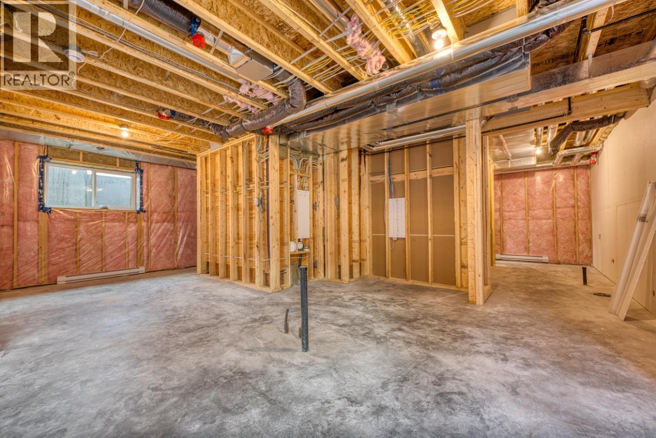  937 Bull Crescent, Kelowna