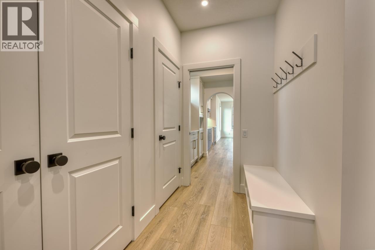  937 Bull Crescent, Kelowna