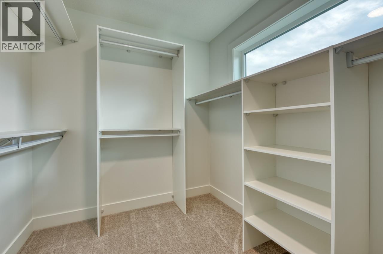  937 Bull Crescent, Kelowna