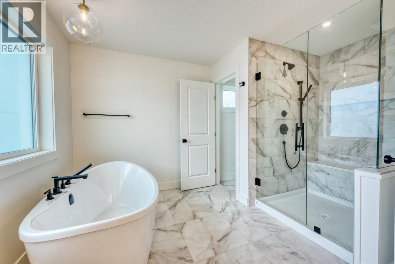  937 Bull Crescent, Kelowna