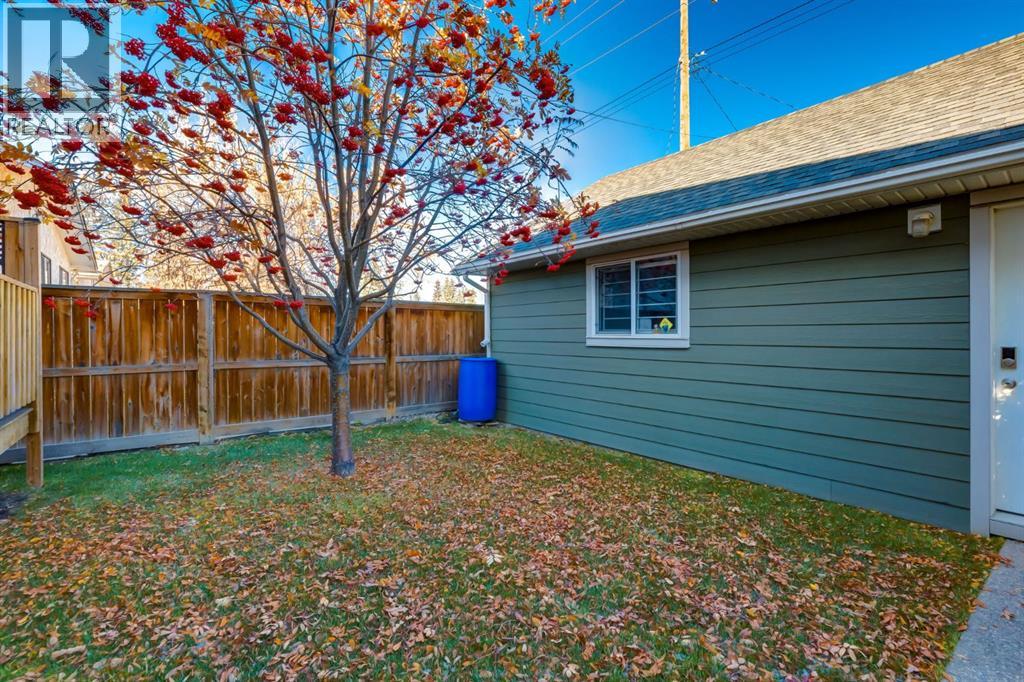 Single Family House for Sale in  Bowness Road NW Bowness Calgary 