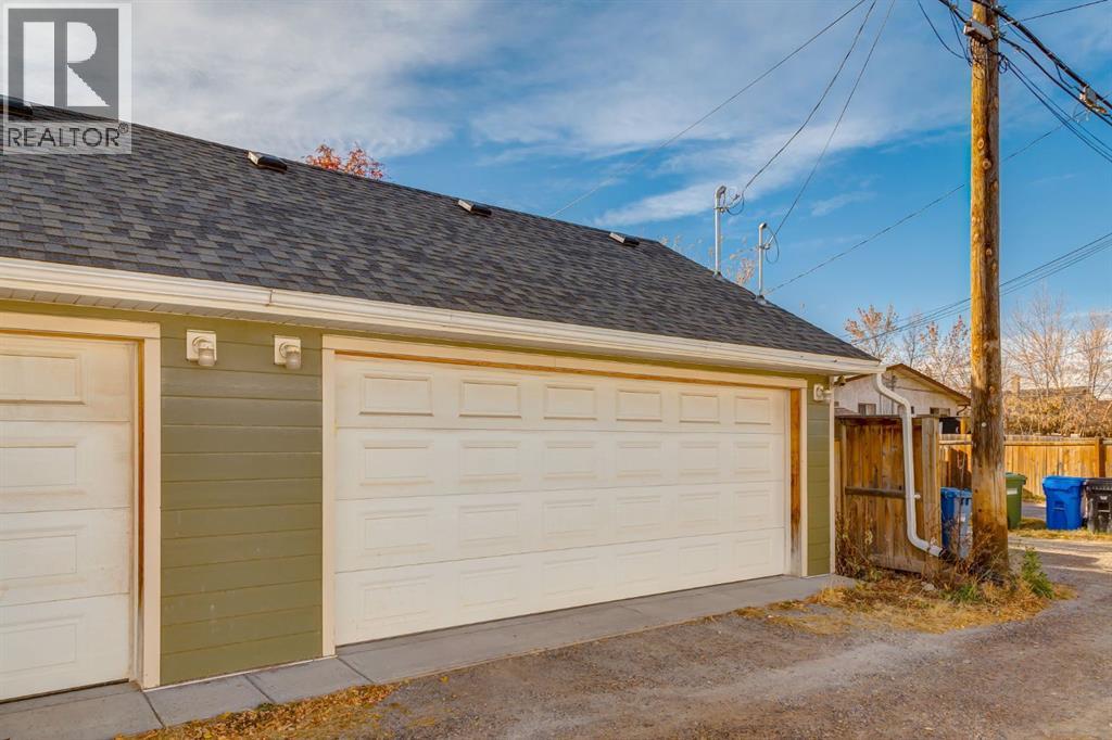 Single Family House for Sale in  Bowness Road NW Bowness Calgary 