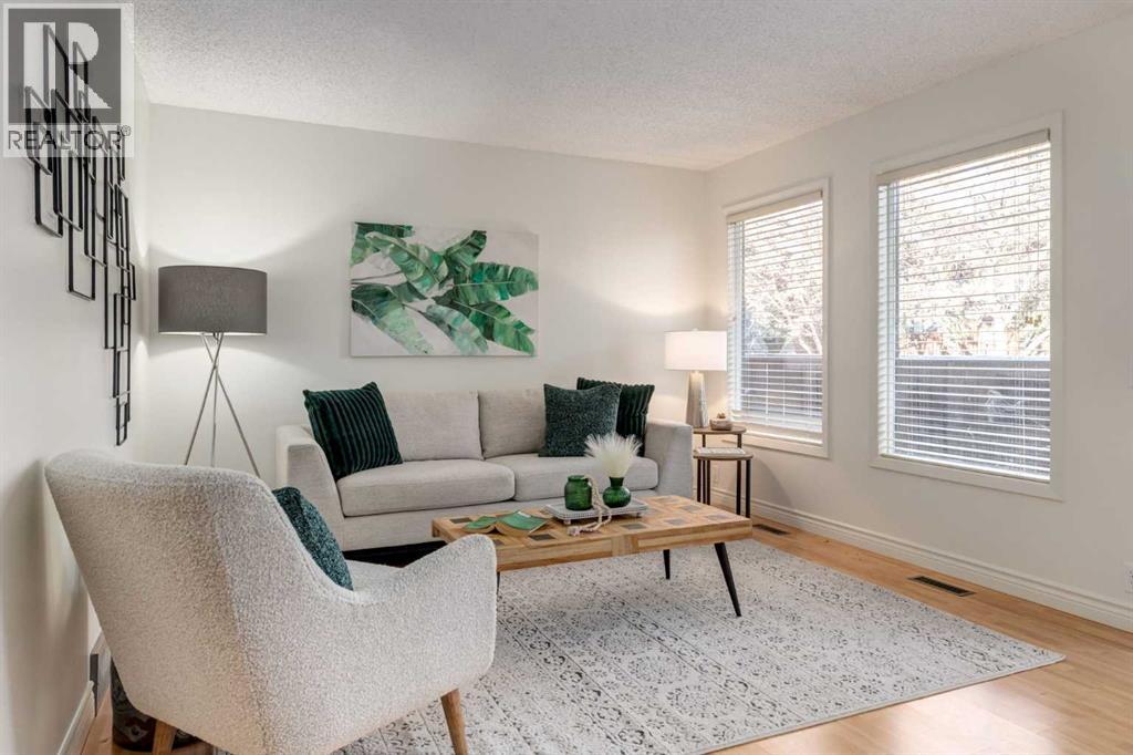 Single Family House 5 Level for Sale in  Point Drive NW Point McKay Calgary 