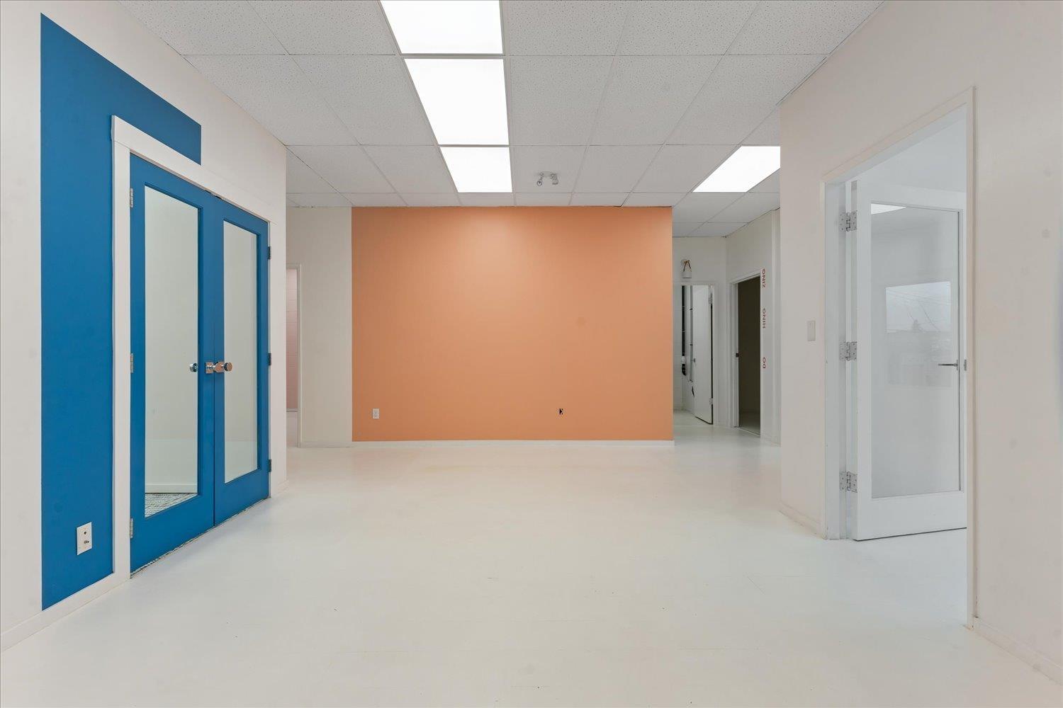 Office in Chilliwack - Image 6