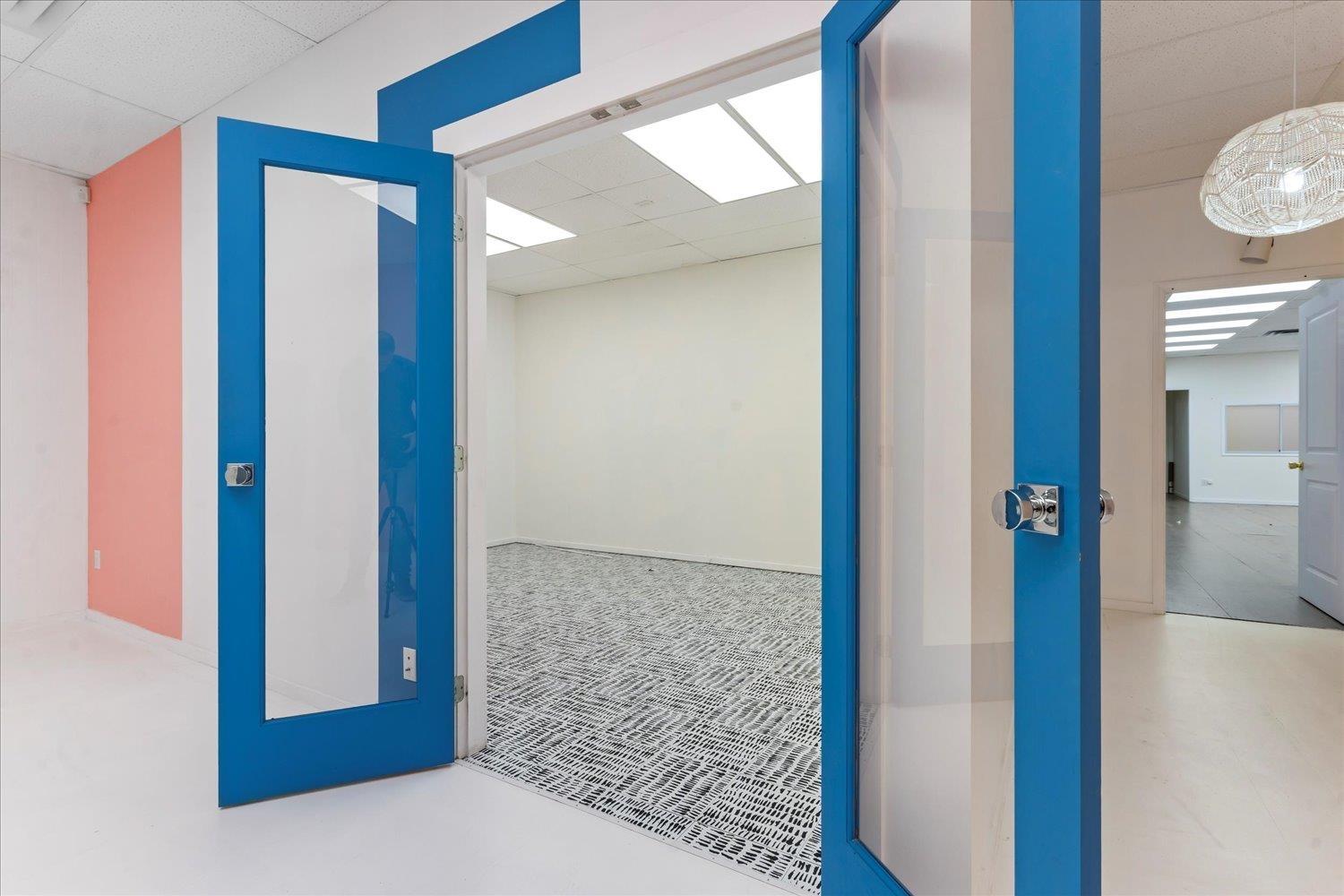 Office in Chilliwack - Image 14