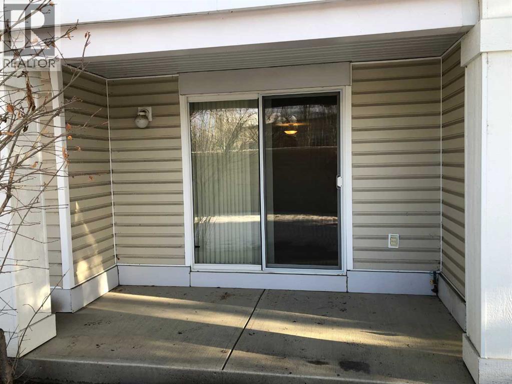 Single Family House for Sale in   Chaparral Ridge Drive SE Chaparral Calgary 