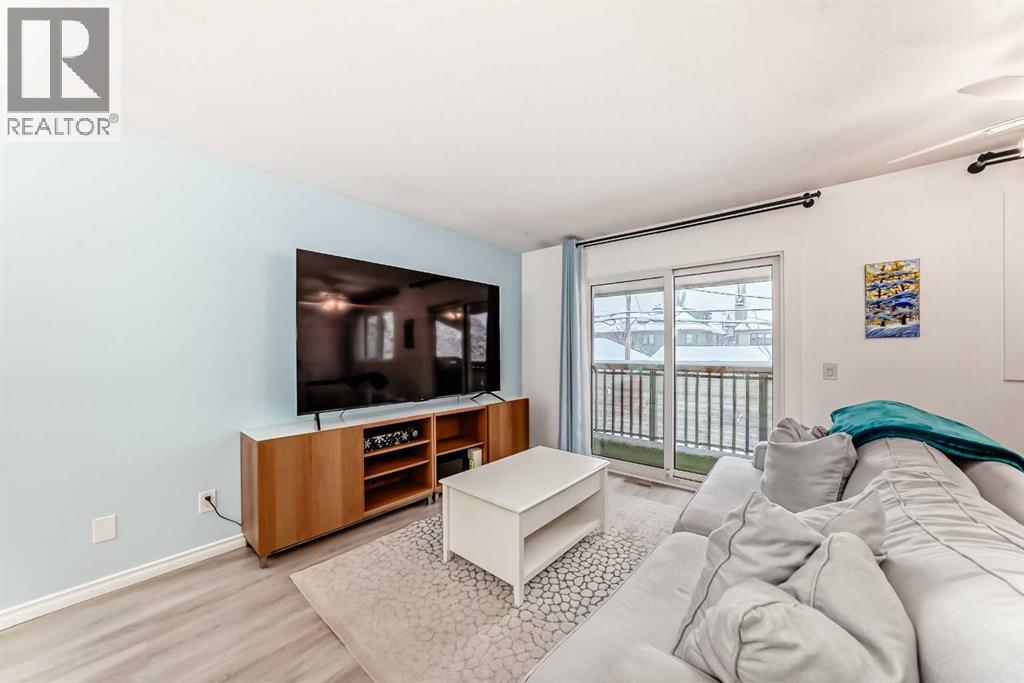 Single Family House Bi-level for Sale in    Avenue NW West Hillhurst Calgary 