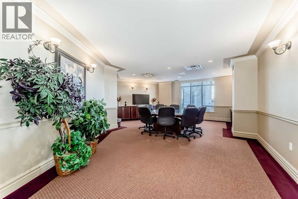 Single Family House for Sale in    Avenue NW Hounsfield Heights/Briar Hill Calgary 