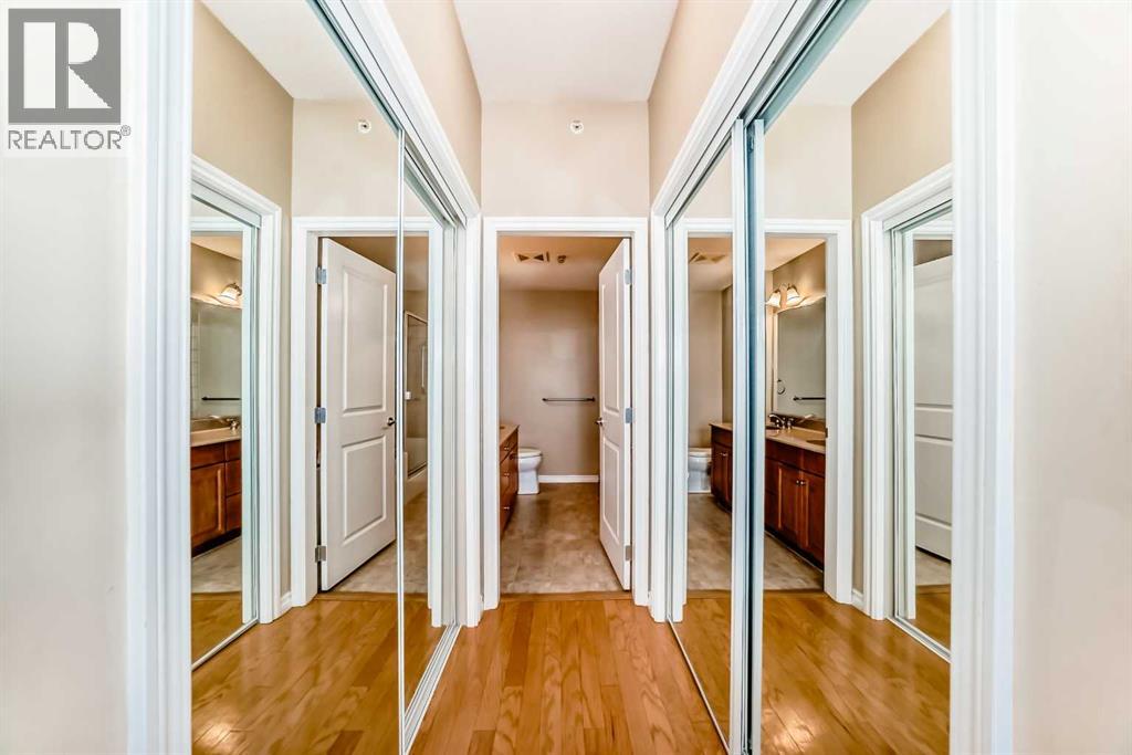 Single Family House for Sale in    Avenue NW Hounsfield Heights/Briar Hill Calgary 