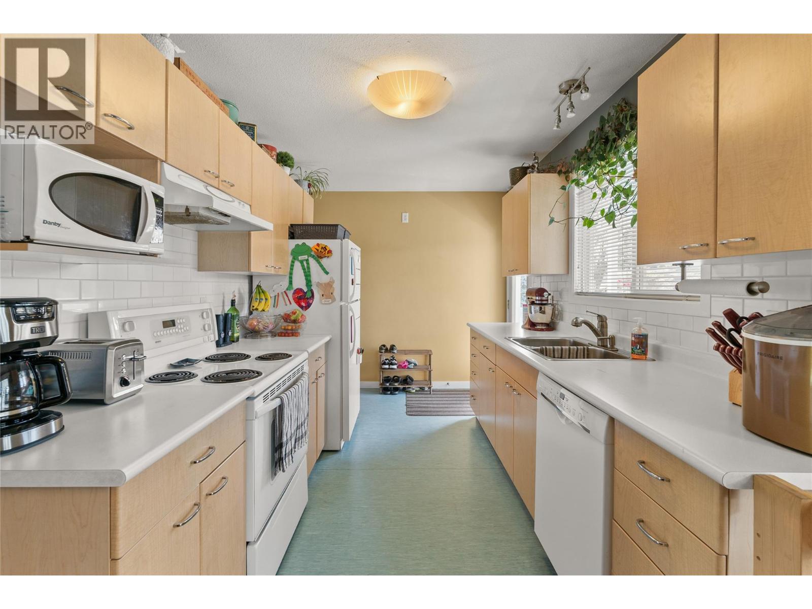  260 Gibbs Road, Kelowna