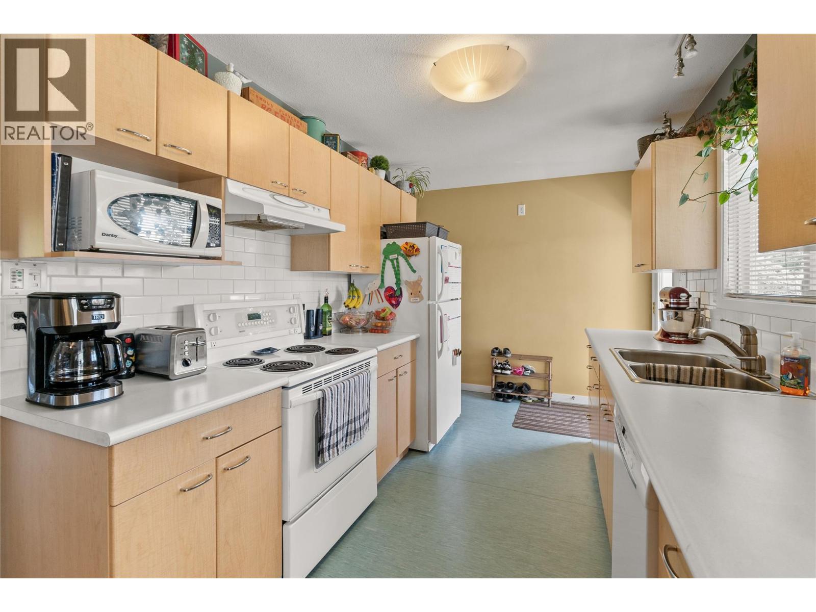  260 Gibbs Road, Kelowna