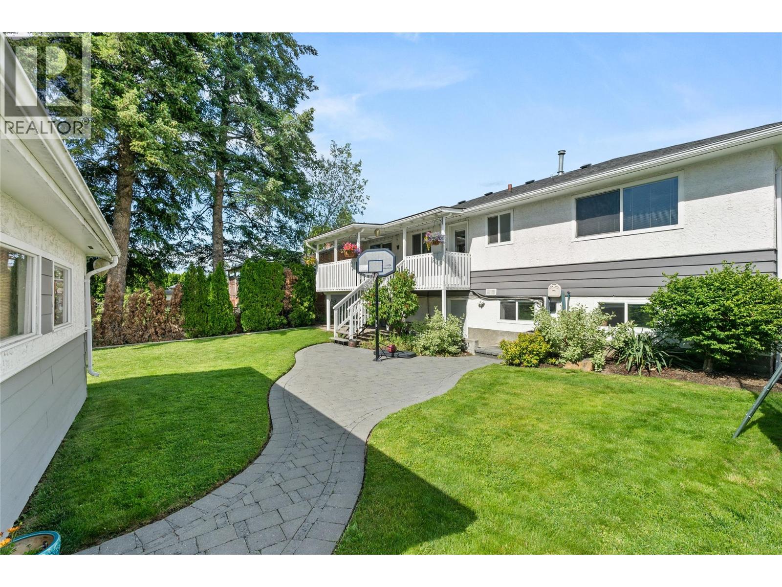  260 Gibbs Road, Kelowna