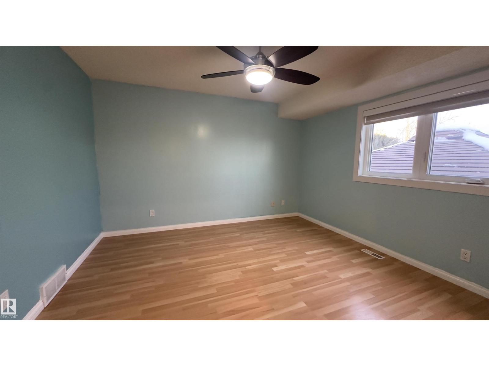 Single Family House Bi-level for Sale in   ST NW Edmonton 