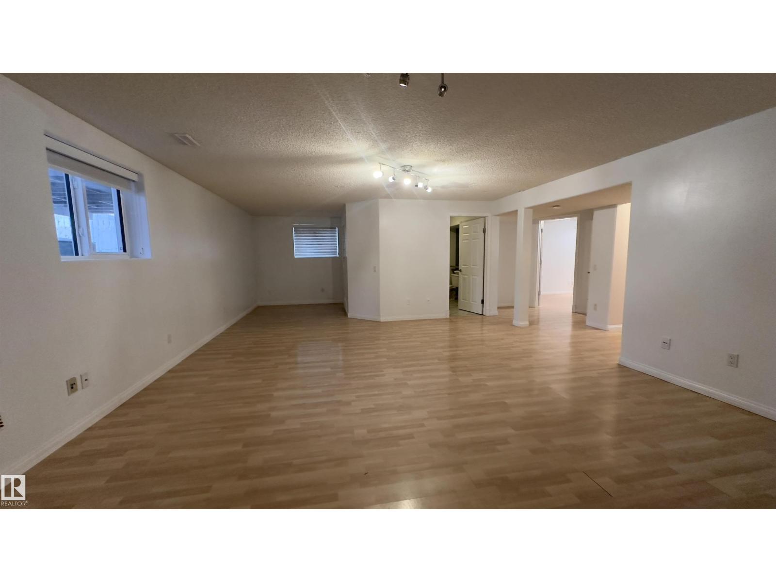 Single Family House Bi-level for Sale in   ST NW Edmonton 