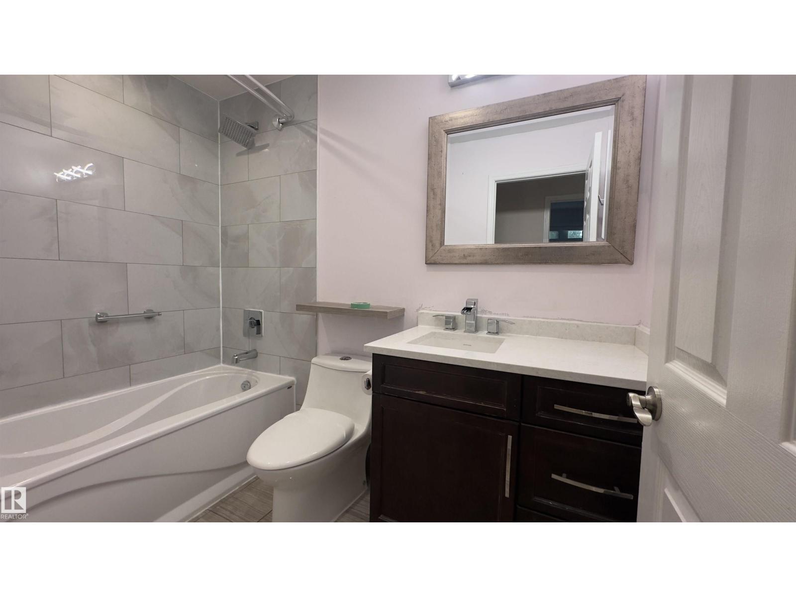 Single Family House Bi-level for Sale in   ST NW Edmonton 