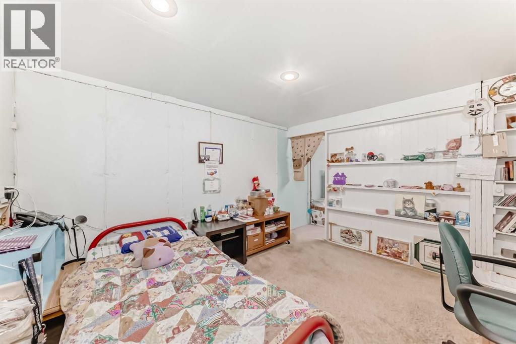 Single Family House for Sale in   Bermuda Drive NW Beddington Heights Calgary 