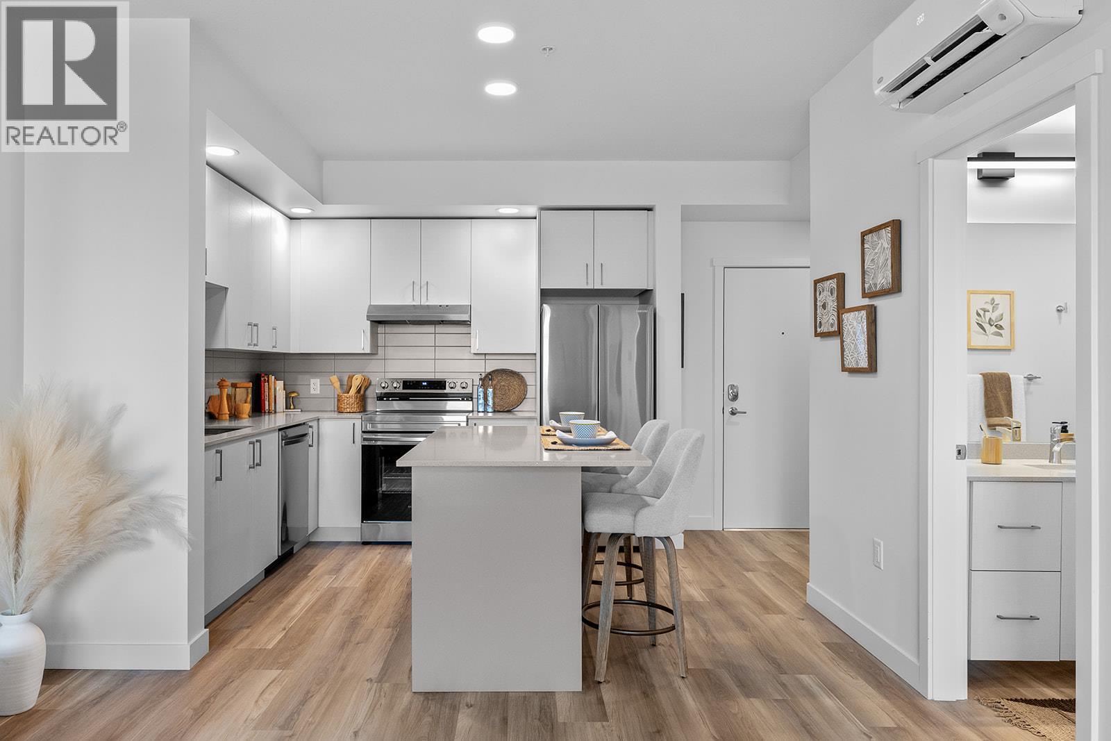 303 1057 Frost Road, Kelowna