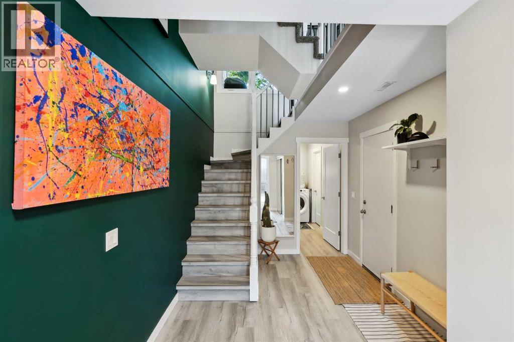 Single Family House for Sale in  Coachway Lane SW Coach Hill Calgary 