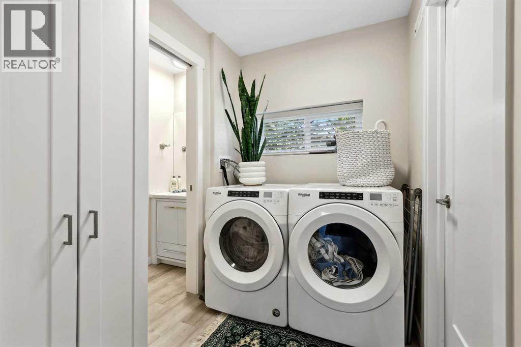 Single Family House for Sale in  Coachway Lane SW Coach Hill Calgary 