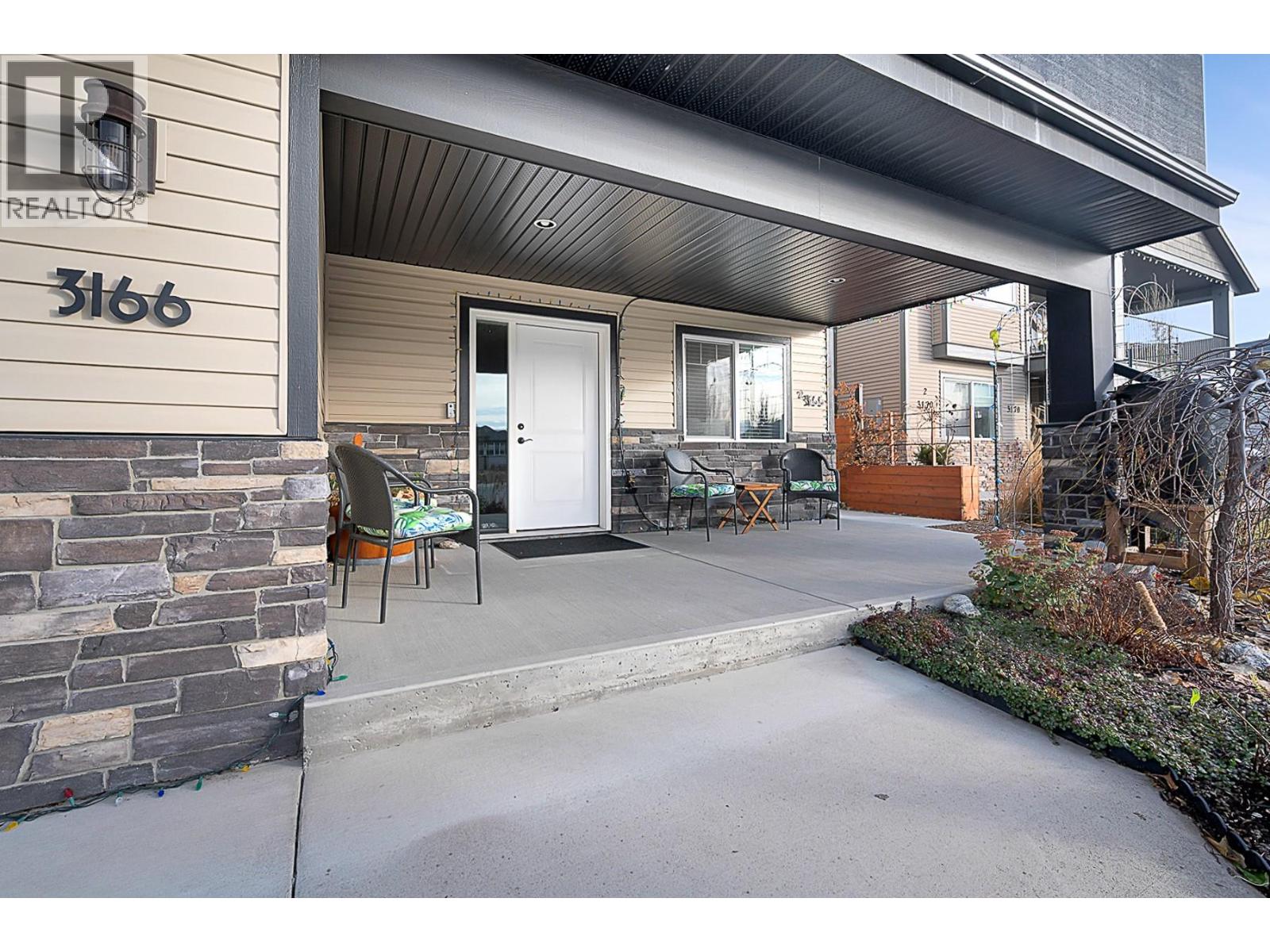  3166 Mustang Court, Kelowna