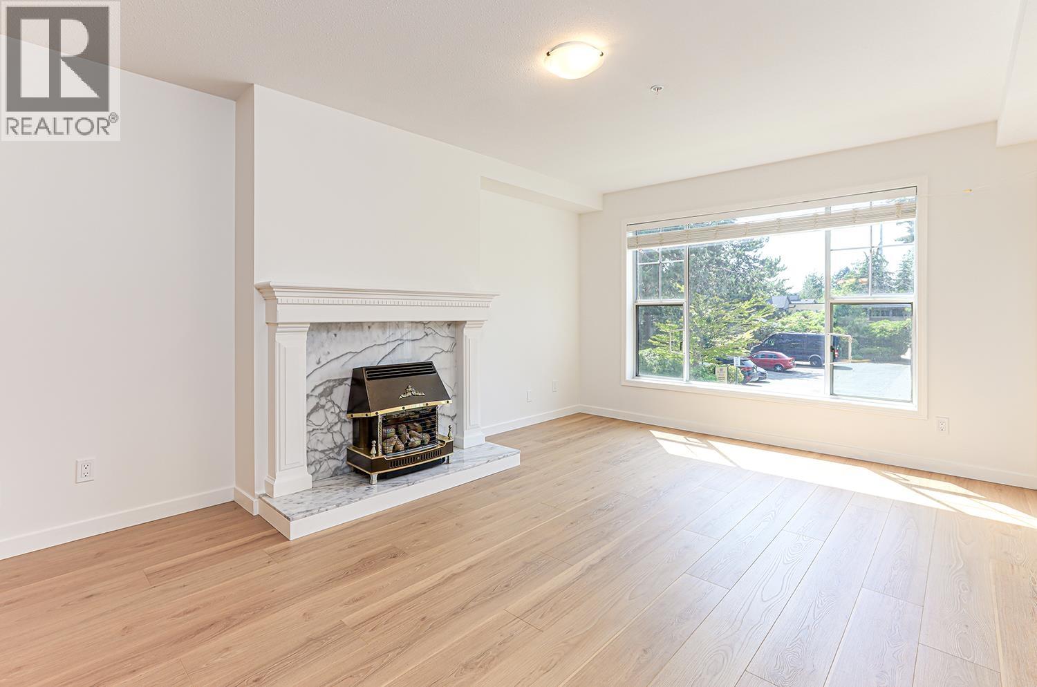 #201-1150 54A Street, Delta