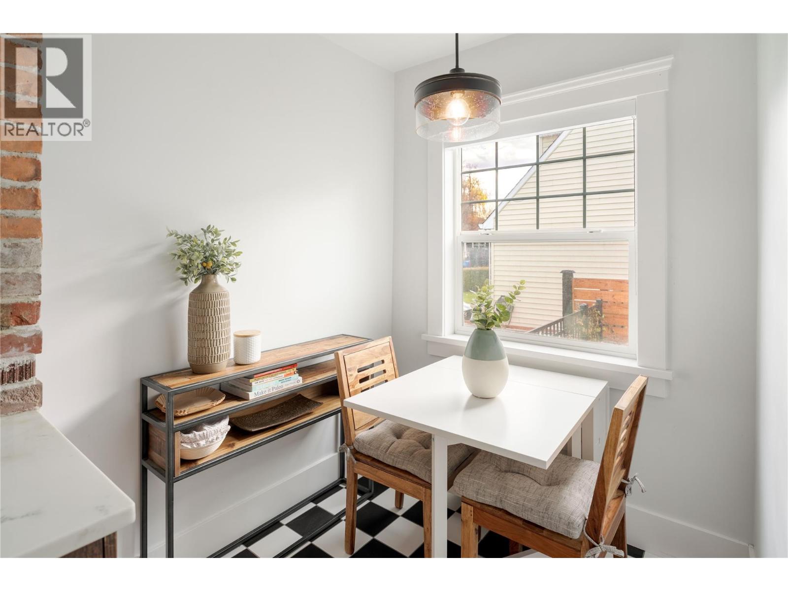  1852 Marshall Street, Kelowna