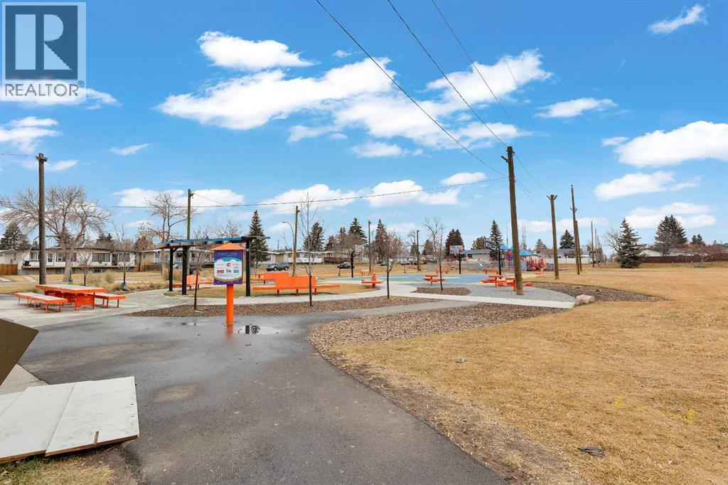 Single Family House Bi-level for Sale in  Doverville Crescent SE Dover Calgary 