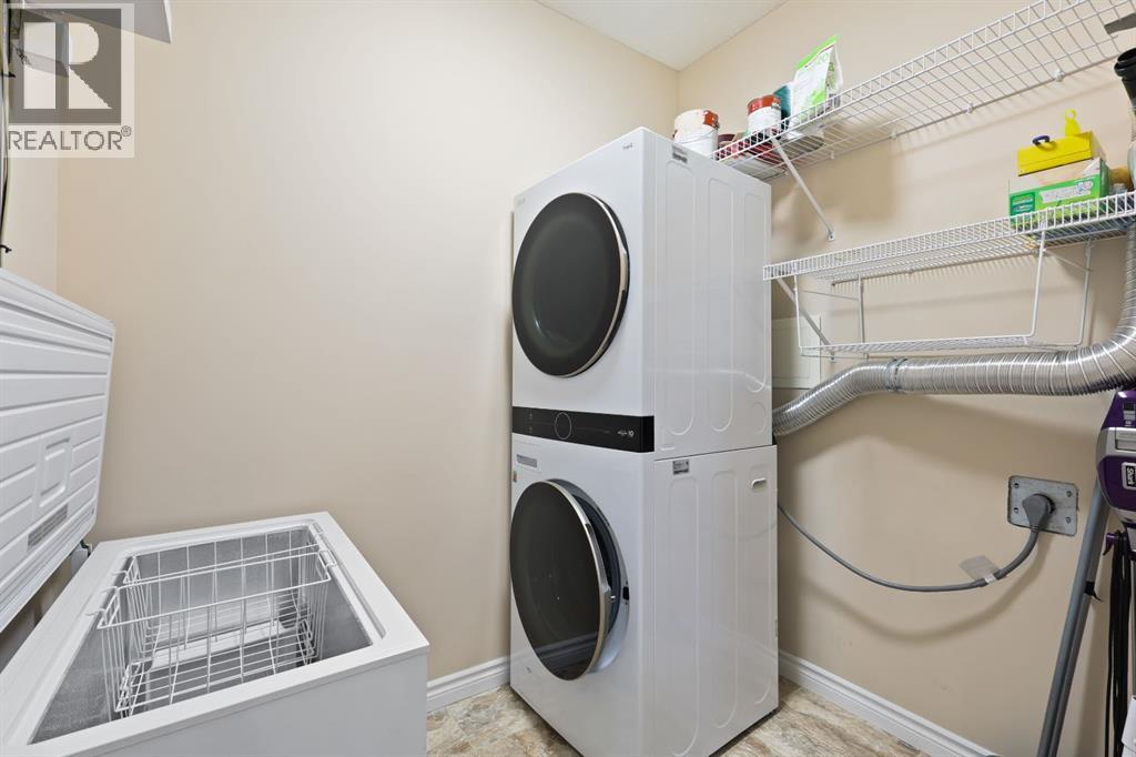 Single Family House for Sale in    Street SW Shawnee Slopes Calgary 