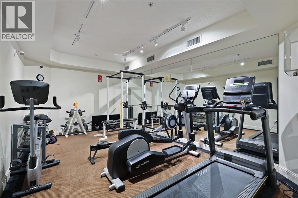 Single Family House for Sale in    Street SW Shawnee Slopes Calgary 