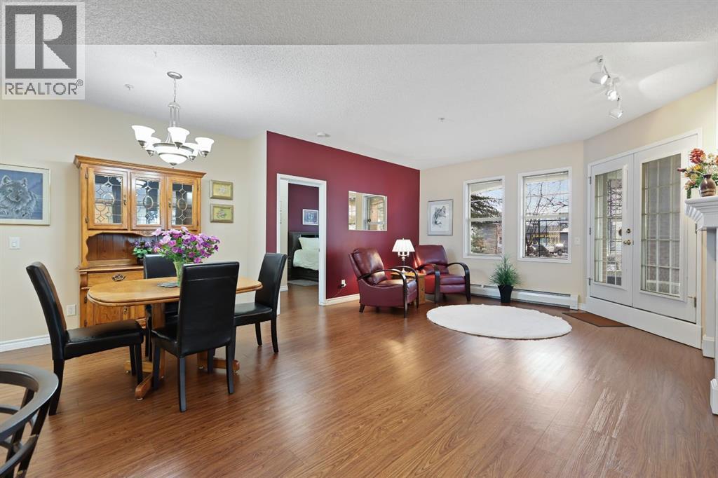 Single Family House for Sale in    Street SW Shawnee Slopes Calgary 