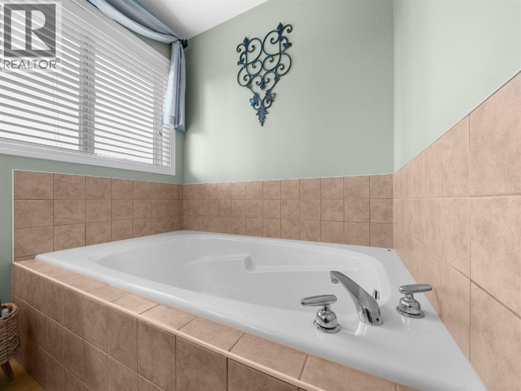 Single Family House for Sale in  Evansbrooke Way NW Evanston Calgary 