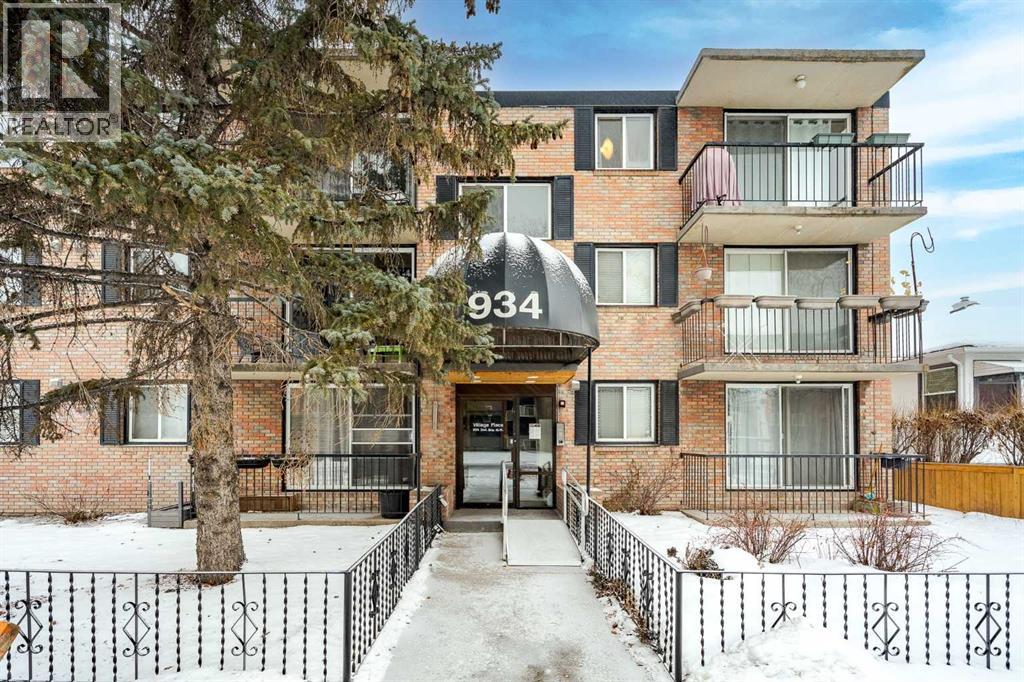 Single Family House for Sale in    Avenue NW Sunnyside Calgary 