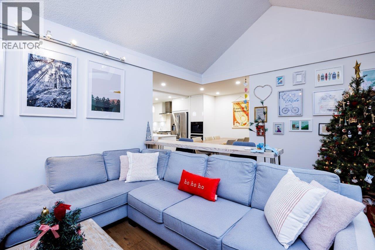 209 4001 MT SEYMOUR PARKWAY, North Vancouver