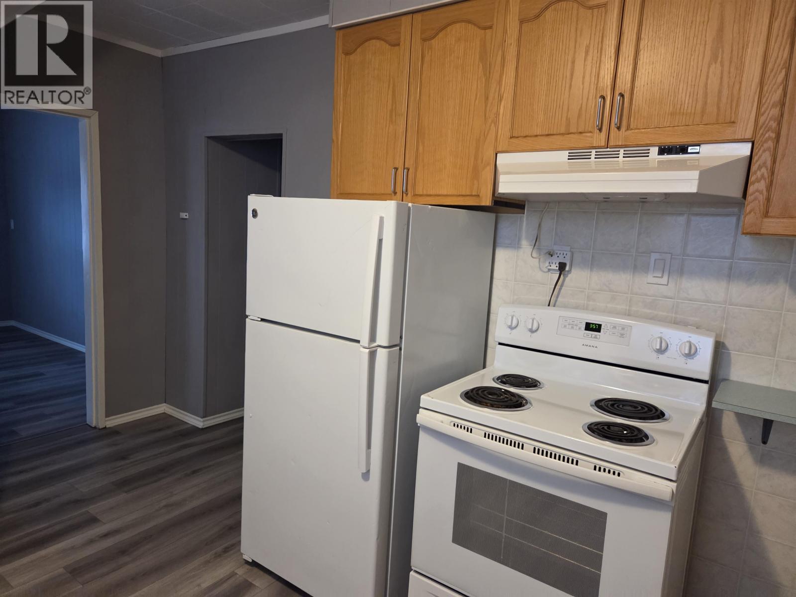 1651 8TH AVENUE - Photo 5 of 14, Prince George, British Columbia