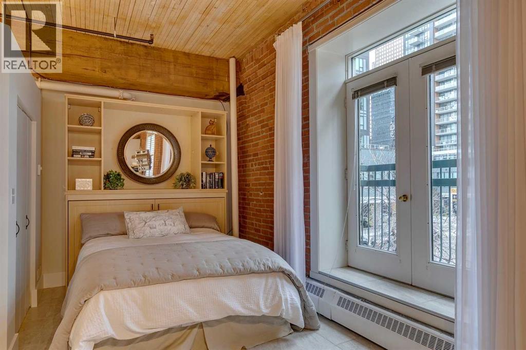 Single Family House Loft for Sale in    Avenue SW Beltline Calgary 