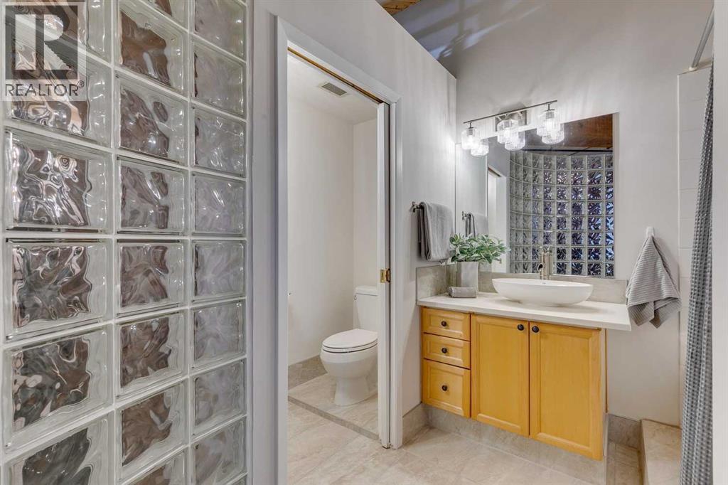 Single Family House Loft for Sale in    Avenue SW Beltline Calgary 