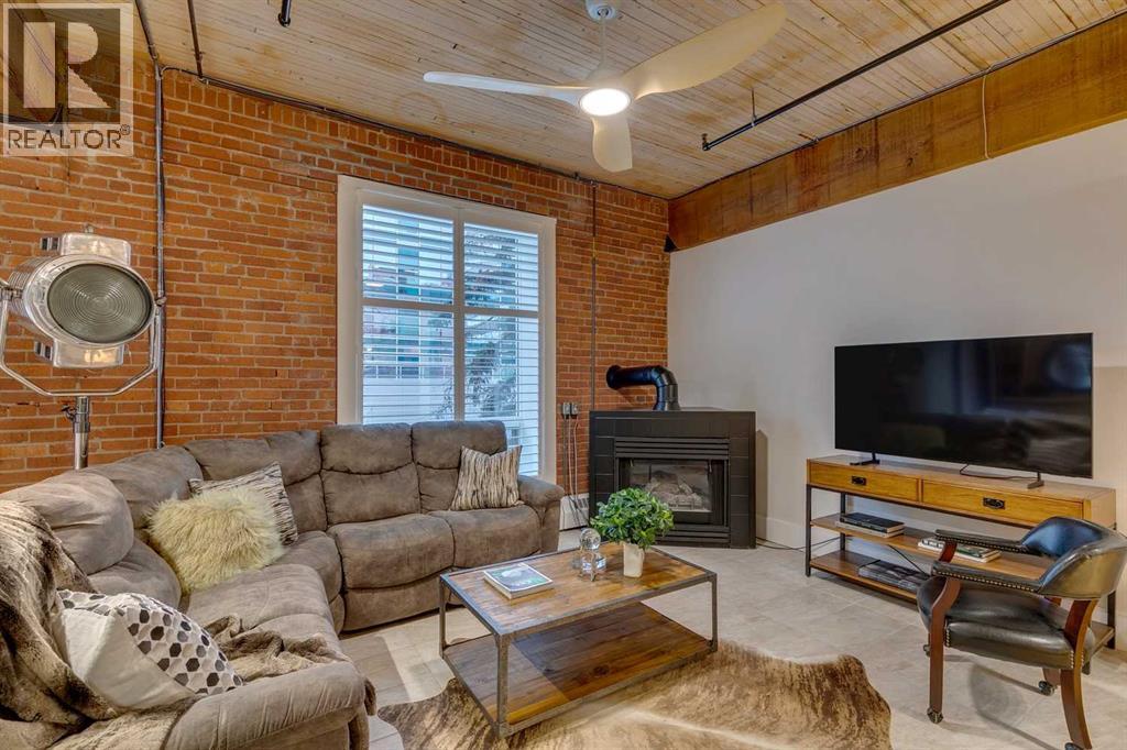 Single Family House Loft for Sale in    Avenue SW Beltline Calgary 