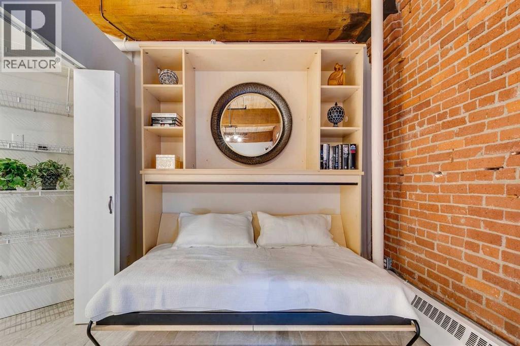 Single Family House Loft for Sale in    Avenue SW Beltline Calgary 