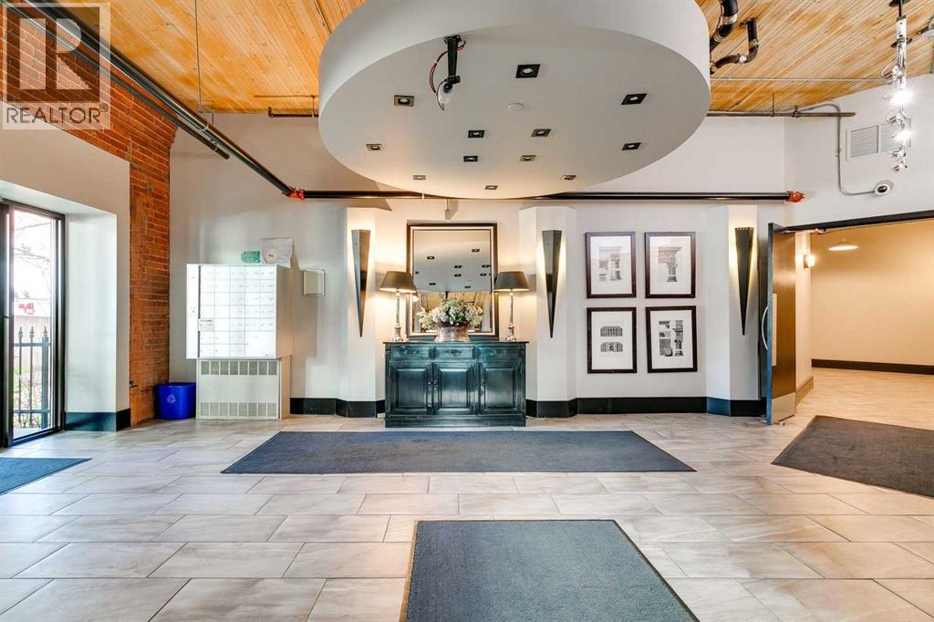 Single Family House Loft for Sale in    Avenue SW Beltline Calgary 