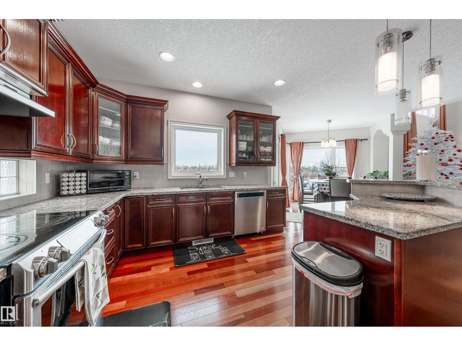 20524 58 AV NW, Edmonton