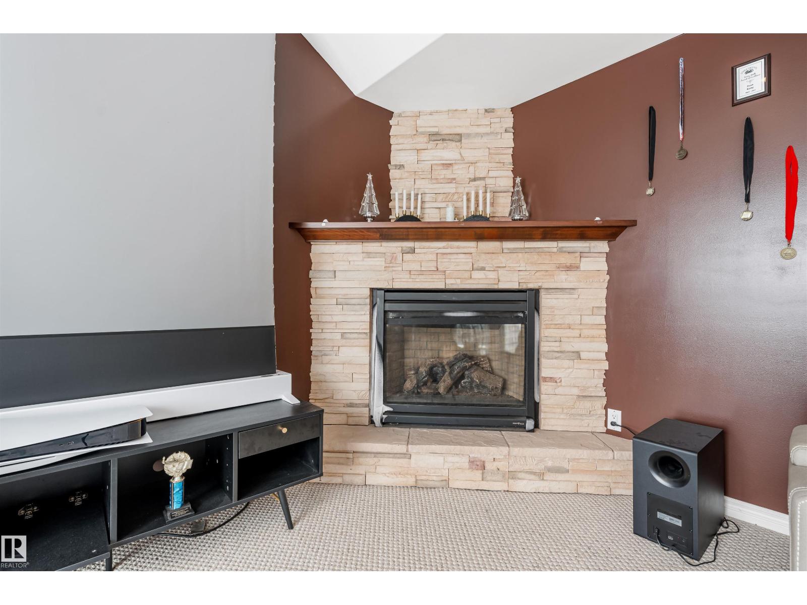 20524 58 AV NW, Edmonton