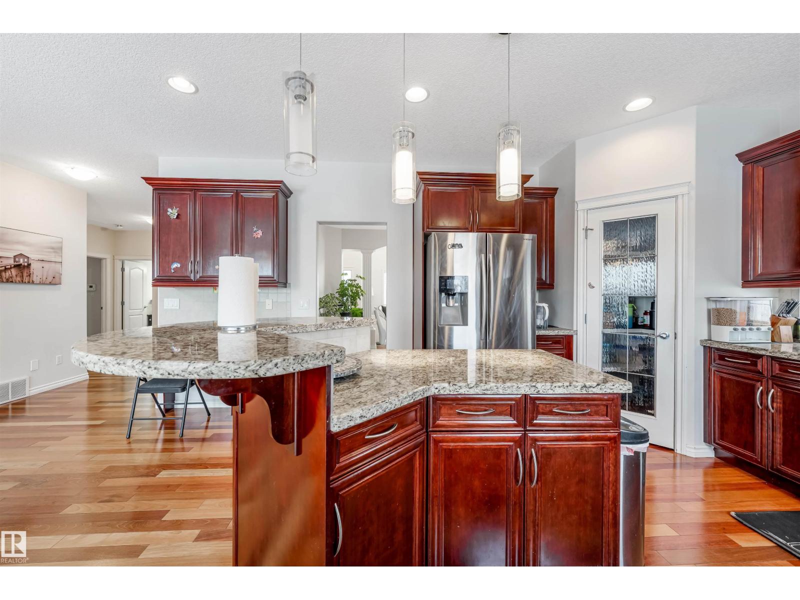 20524 58 AV NW, Edmonton